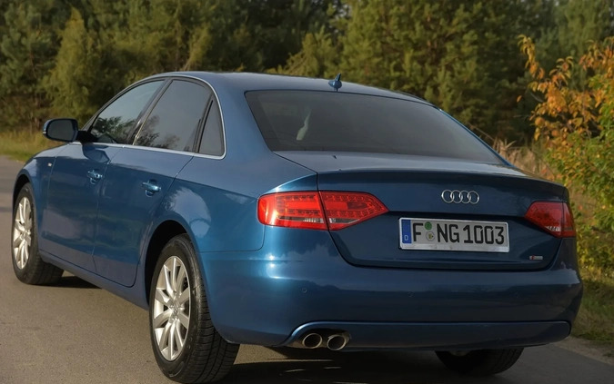 Audi A4 cena 44700 przebieg: 196478, rok produkcji 2011 z Nowogrodziec małe 631